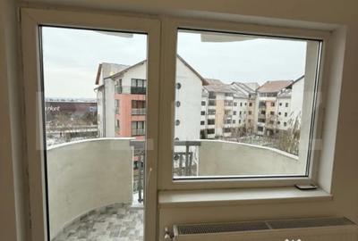 Apartament cu 2 camere decomandat în 9 Mai - 12