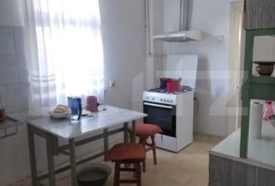 Casa 4 camere , teren 285 mp, zona semi-centrala - 8