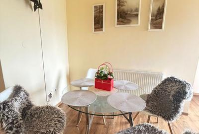 Apartament cu 3 camere decomandat în Micro 17 - 17