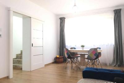 Casă cu 5 camere cu Teren 510 Mp în Malu Mare - 8