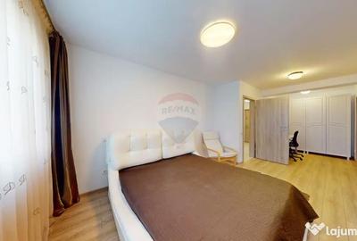 Apartament cu 3 camere decomandat în 13 Decembrie - 10