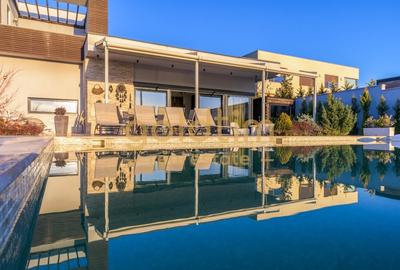 VILA SUPERBA/MOBILATA/UTILATA/PISCINA/CURTE 3000 MP/IESIRE LA LAC - 27