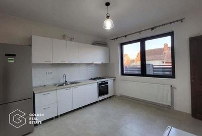 Casă cu 4 camere cu Teren 278 Mp în Giroc - 1