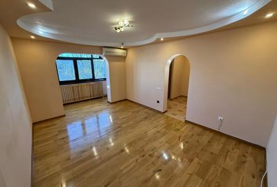 Apartament cu 3 camere semidecomandat în Vest - 12