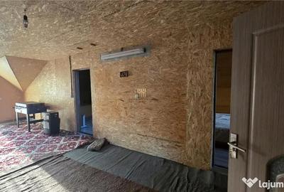 Casă cu 7 camere cu Teren 821 Mp în Dornești - 2