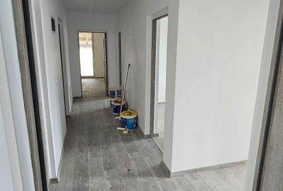 Casă cu 4 camere cu Teren 500 Mp în Șag - 8