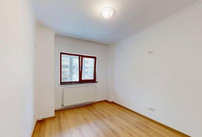 Apartament cu 3 camere semidecomandat în Teiul Doamnei - 6