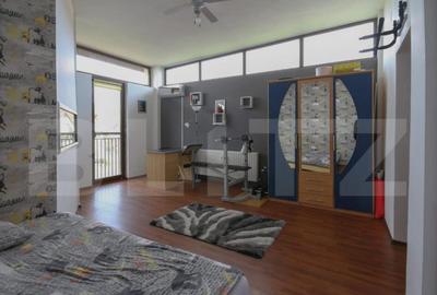 Casă cu 5 camere cu Teren 850 Mp în Central