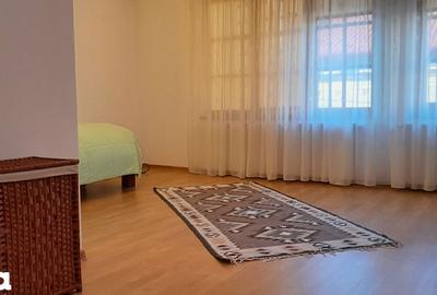 Casă cu 7 camere cu Teren 330 Mp în Ultracentral - 4