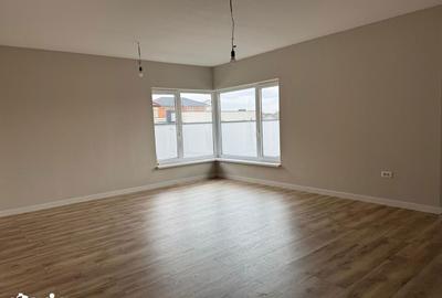 Casă cu 3 camere cu Teren 448 Mp în Cetate - 5