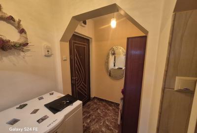 Apartament cu 2 camere decomandat, mobilat în Dărmănești - 2