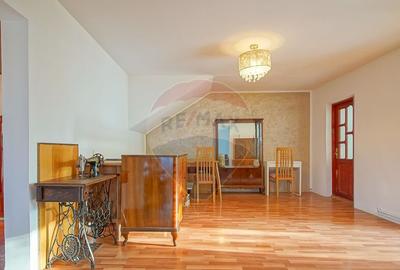 Casa ideala pentru familie sau investi?ie 6 camere, te... - 2