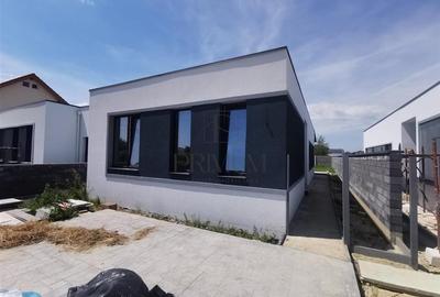 Calea Urseni - Duplex despartit prin baie - suprafata utila generoasa Calea Urseni - Duplex despartit prin baie - suprafata utila generoasa - 1