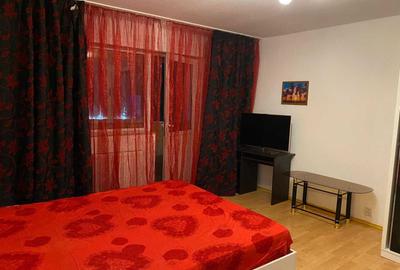 Apartament cu 3 camere semidecomandat în Central - 6