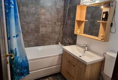 Apartament cu 3 camere semidecomandat în Central - 2