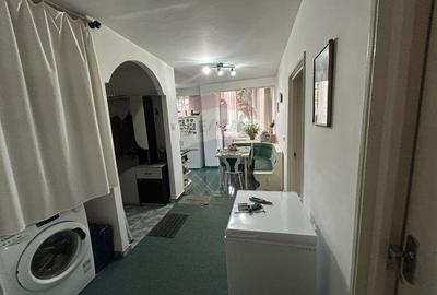 Apartament cu 3 camere decomandat în Central - 3