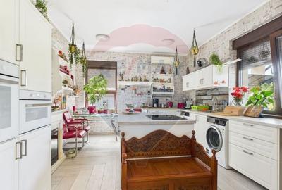 Casa pasiva autonoma Peris Cocioc 380 mp utili P+M teren 1040 mp - 1