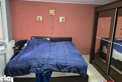 Casă cu 4 camere cu Teren 1000 Mp în Central - 1