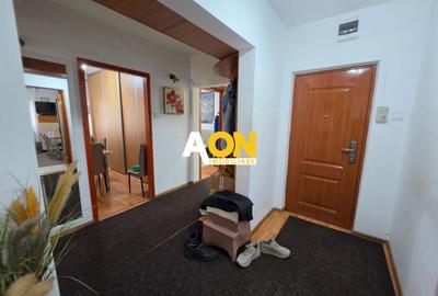 Apartament cu 4 camere decomandat în Cetate - 2