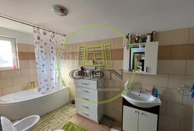 Casă individuală cu 5 camere cu Canalizare în 1 Mai - 5