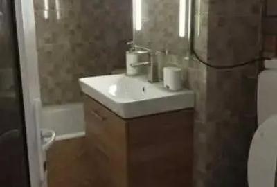 Apartament ultracentral in Petro?ani, de vanzare sau inchiriere 300 euro pe luna - 3