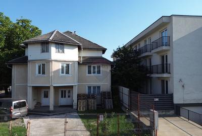 Casă cu 7 camere cu Teren 700 Mp în Hotvon - 16