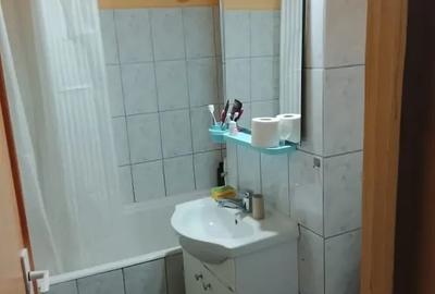 Apartament cu 2 camere decomandat în Simeria - 10