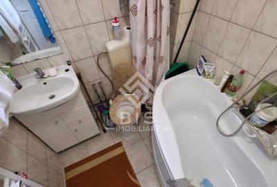 Garsoniera de vanzare zona Codrisor - 6