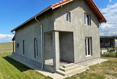 Casă cu Teren 724 Mp în Central - 6