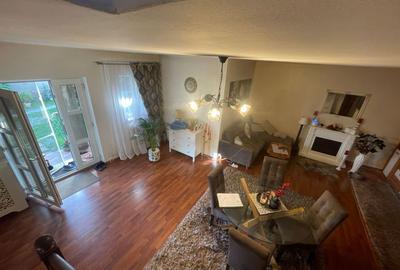 Casă cu 3 camere în Central - 2