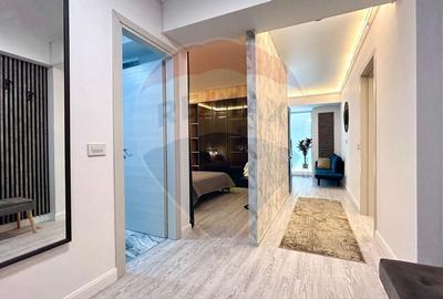 Apartament de vanzare  in prima linie la mare MAMAIA  -White Titanic - 4