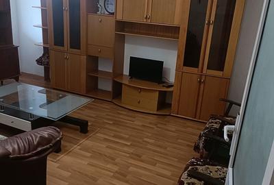 Apartament cu 2 camere decomandat în Obor