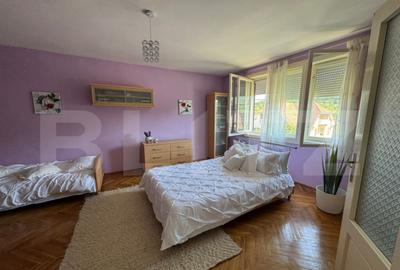 De Vanzare Casa de Vacan?a cu Teren Generos 5.755 m? - 16