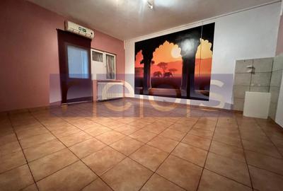 Casă cu 9 camere cu Canalizare în Vitan - 3