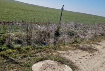 Teren intravilan cu o suprafata 1500 mp in zona Metro - 1