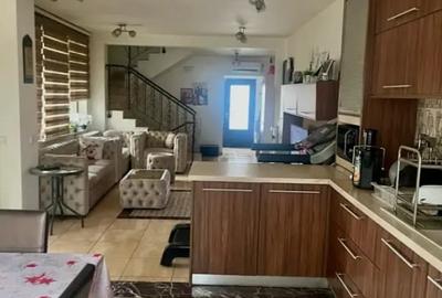 Casă individuală cu 9 camere cu Canalizare în Colentina - 3