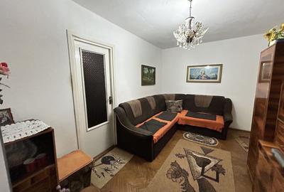 Apartament cu 2 camere semidecomandat, mobilat în Aurel Vlaicu - 1