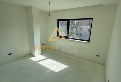 Casă cu 4 camere cu Teren 360 Mp în Valea Borcutului - 17