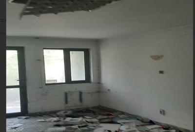 Casă individuală cu 9 camere cu Teren 1936 Mp în Central - 6