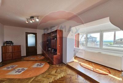 Apartament 102 mp - 2