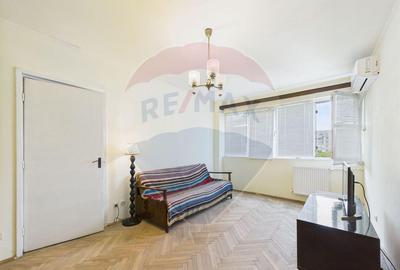Apartament cu 2 camere de vanzare Pajura