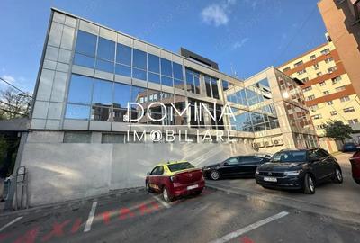 Spațiu comercial, de 790 mp, în Central - 8