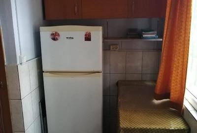 Apartament cu 3 camere, transformat din 2 camere, Poarta 6 - 3