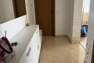 Apartament cu 3 camere decomandat în Sânpetru - 4