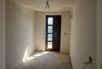 Casă cu 7 camere cu Teren 1004 Mp în Vasile Alecsandri - 3