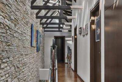 ARTSY LAKEFRONT VILLA | BANEASA - 37