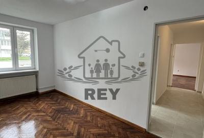 Apartament 3 camere de vânzare zona LIDL Terezian - 2