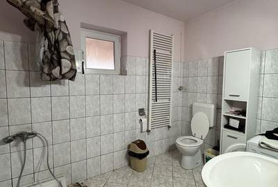 Casă cu 2 camere cu Teren 1000 Mp în Chevereșu Mare - 2