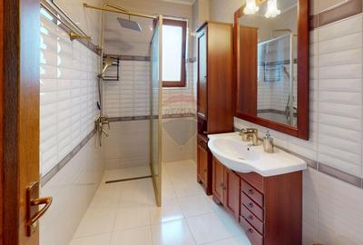 Casa / Vila de Lux cu 5 camere de vanzare - 7