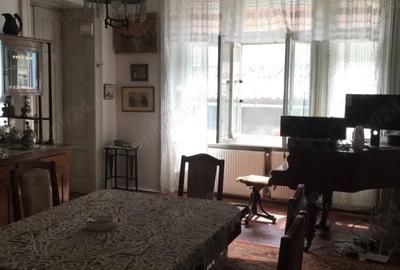 Casă cu 4 camere în Central - 4